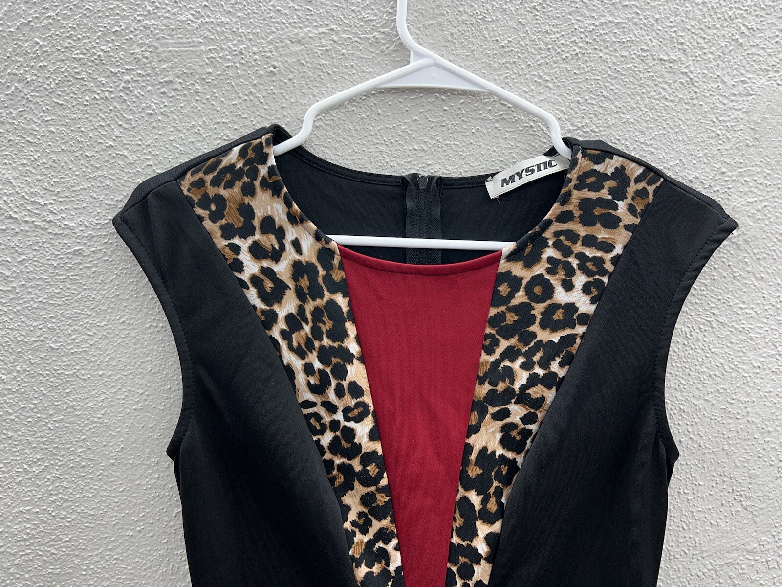 Womens Mystic Dress Size Unknown Red, Black, Animal Print Color Block Cap Sleeve