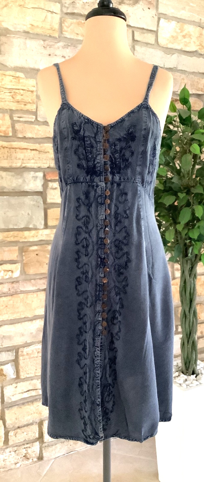 Vintage Creative Clothing A Line Tie Back Button Down Embroidered Boho Dress L