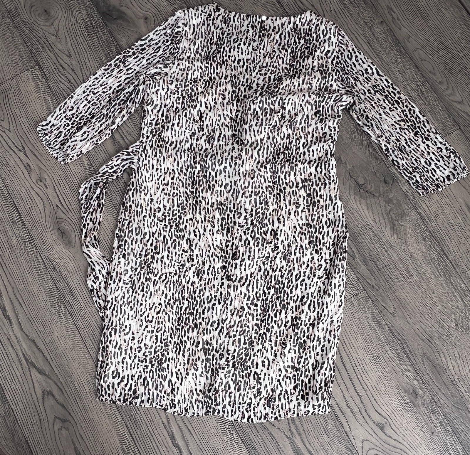 Unbranded Cheetah Print Dress 37inch Length Great Condition