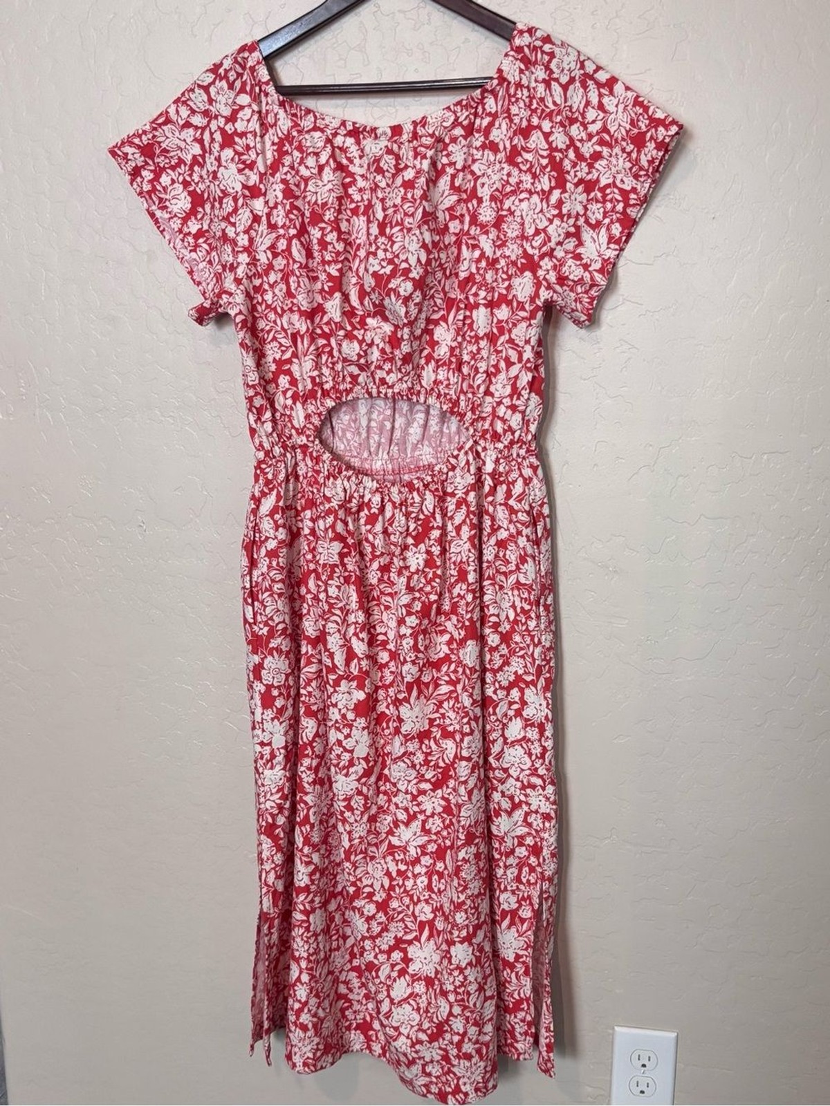 Universal Thread NWT Red Floral Cutout Maxi Dress Women’s Large