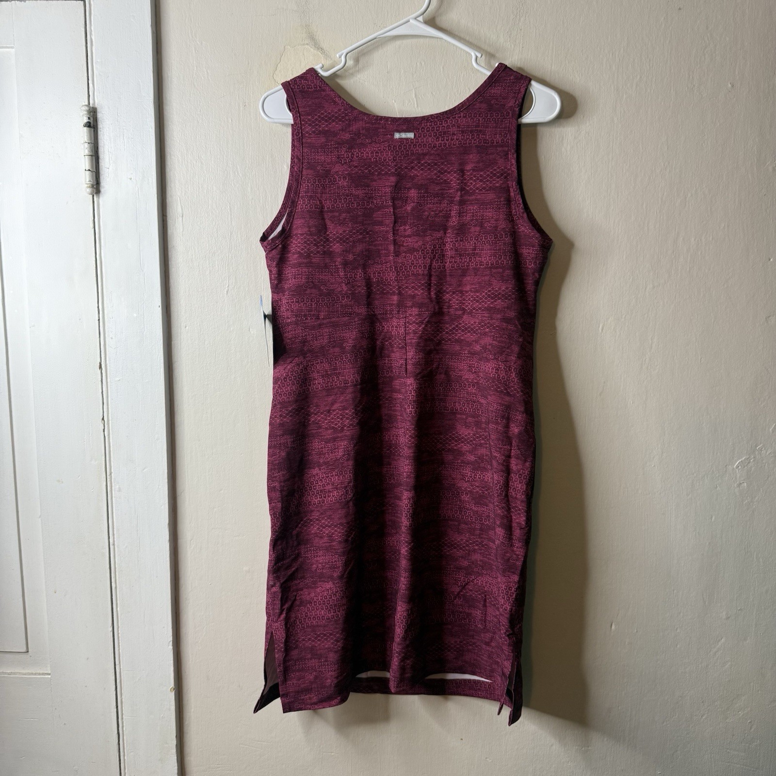 Columbia Omnishield Raspberry Pink Patterned Tank Dress Athletic Small NWT