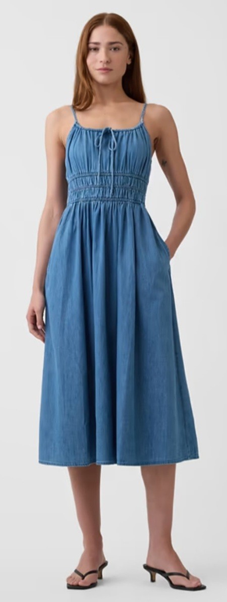 NWT Gap Smocked Tie-Front Denim Midi Dress Size L, Adjustable Straps, Pockets