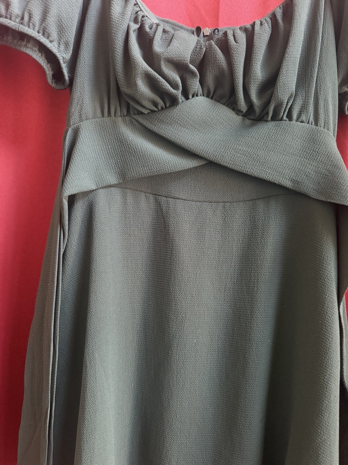 B Darlin Juniors’ mini Dress tie at waist bow Puff-Sleeve square neck New 7/8
