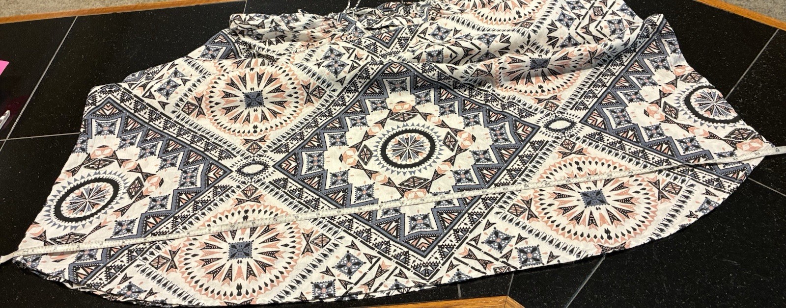 Rip Curl Dress Adjustable Straps Lightweight White Gray Geometric SZ. Lg