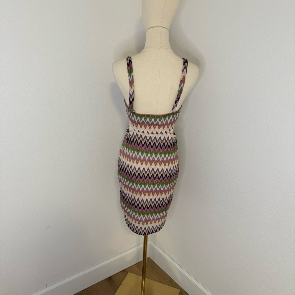 [Lovers + Friends] Multicolor Chevron Mini Dress – Size Medium