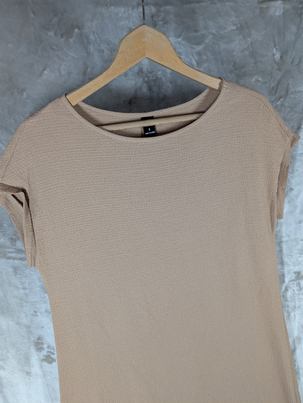 Emery Rose Camel Beige Textured Plisse Midi Dress Size S Small Pit To Pit 20″