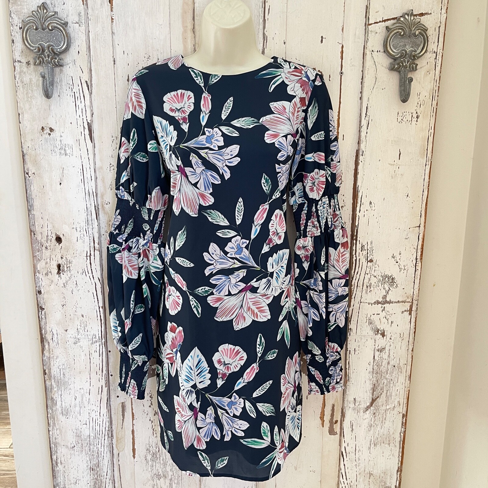 Cooper St. Size 4 Woman’s Navy Blue Pink Green White Floral Shift Smocked Dress