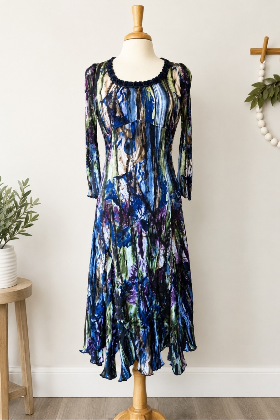 NWT Alberto Makali Pleated Midi Dress M Blue Green Abstract Beaded Velvet Trim