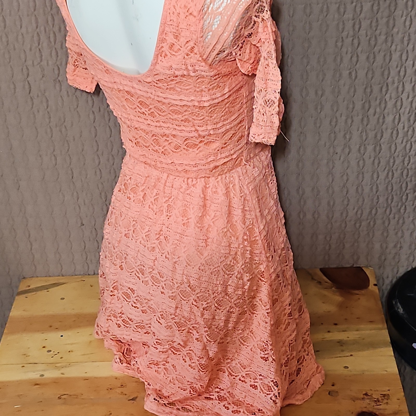 Rewind Women’s Orange Solid Lace Scoop Neck Short Sleeve Fit & Flare Dress M