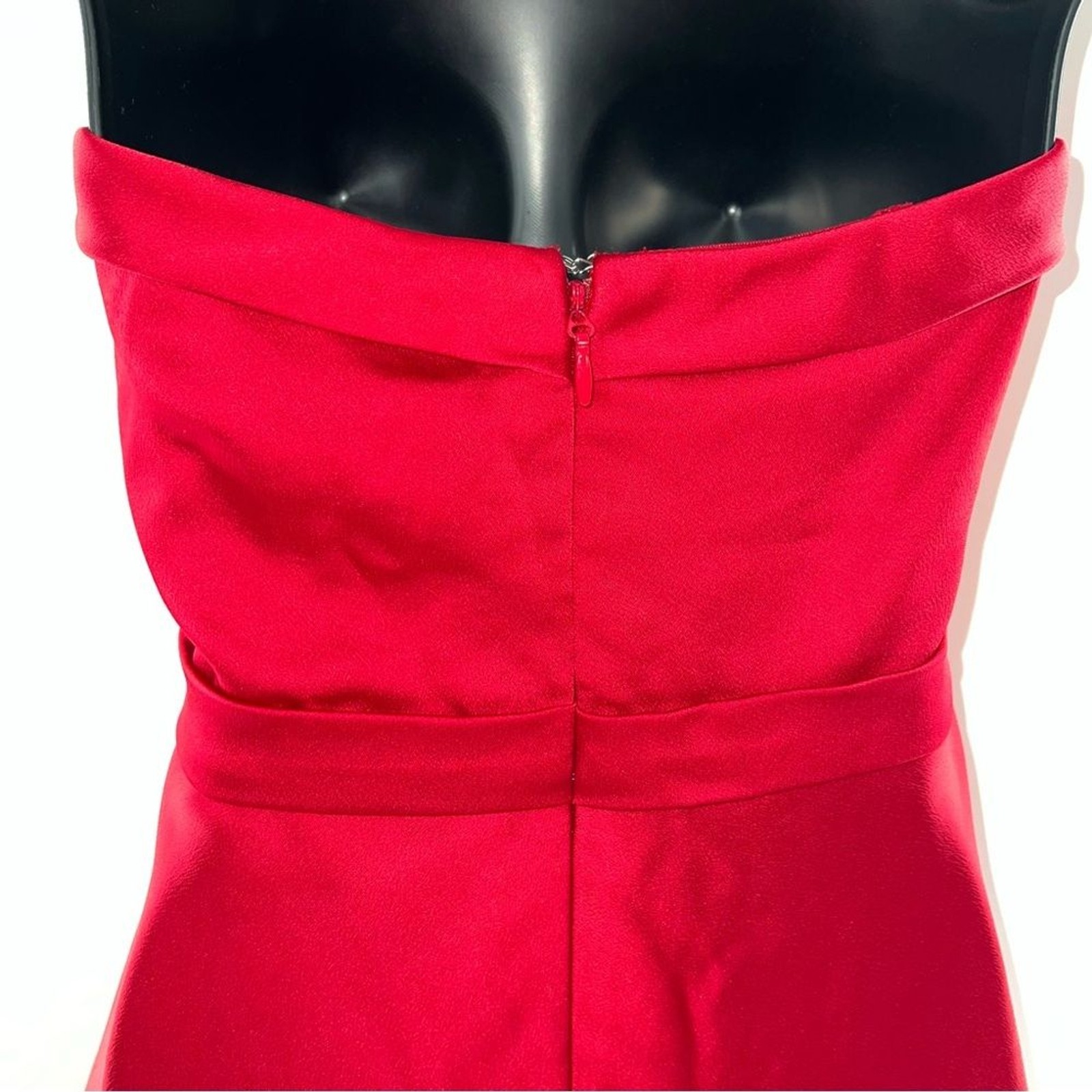 BCBGMaxAzria Deep Red Strapless Sweetheart Neckline Pleated Skirt on Dress-Sz 6