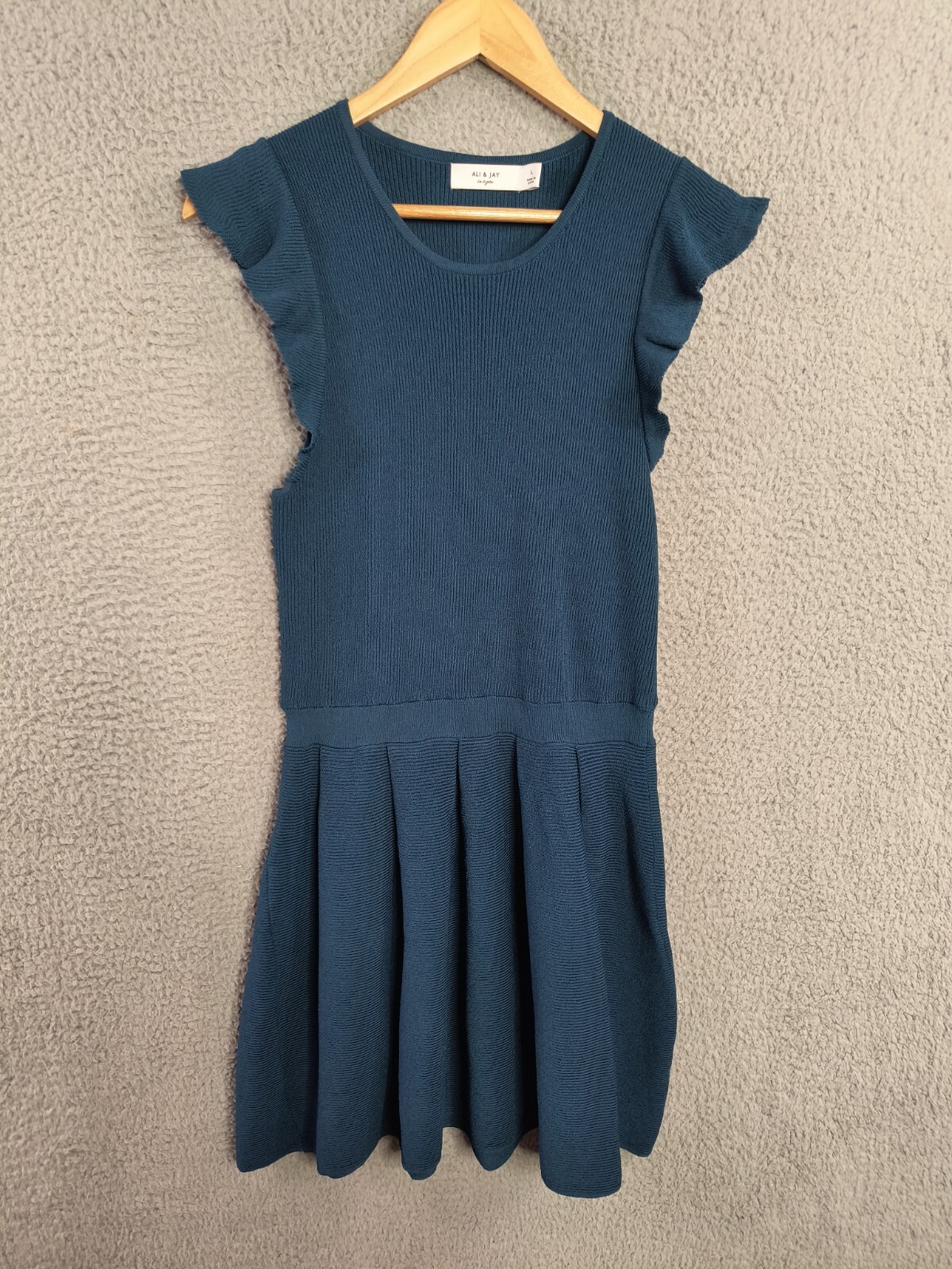 Ali & Jay Party Dress Mini Flutter Cap Sleeve Stretch Knit Large Blue Green NEW