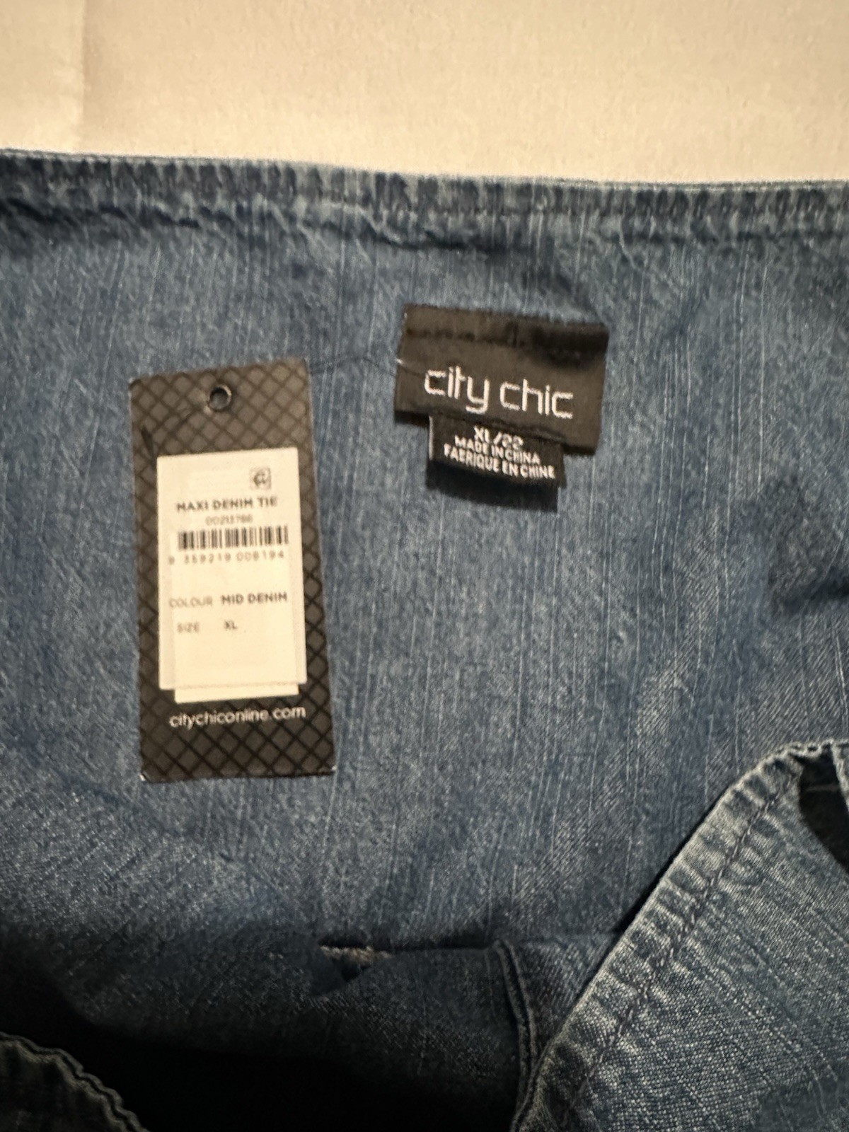 City Chic Ankle Length Tie Denim Chambray Dress Woman’s Plus Size 22 NWT