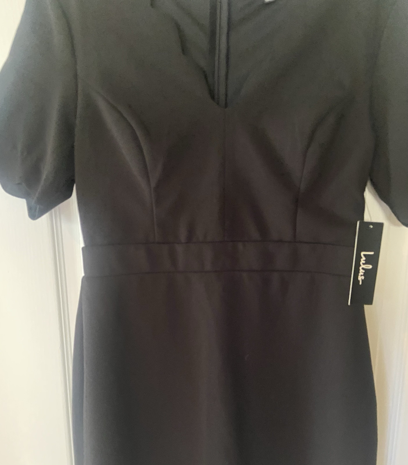 NWT LuLus Truer Words Black Scalloped Short Sleeve Bodycon Dress Size Med NWT