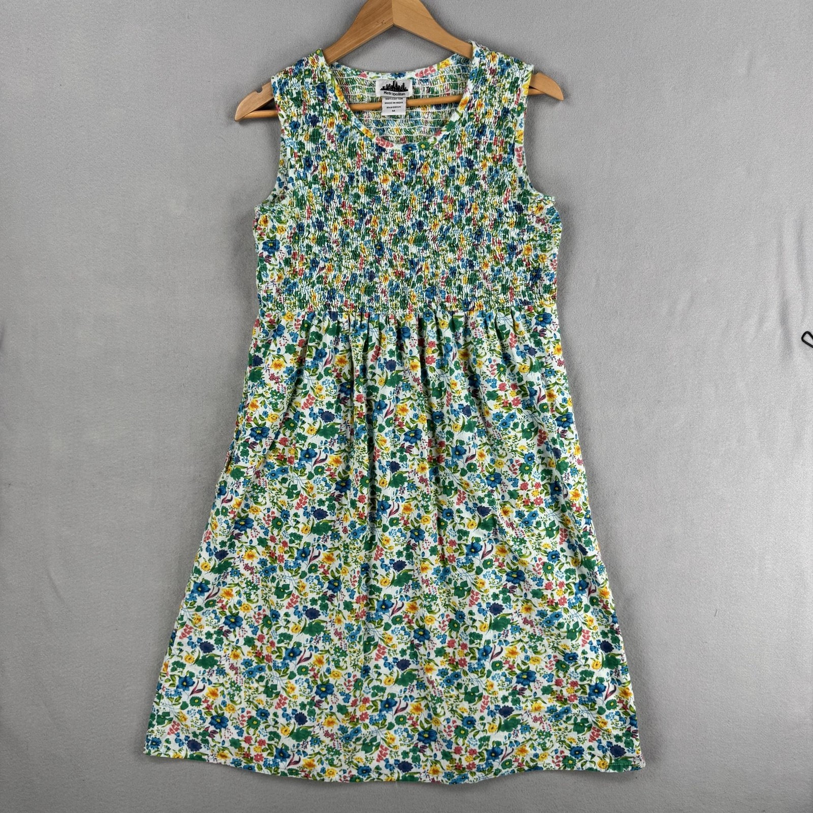 Vintage Metropolitan Dress Womens Medium Multicolor Floral Smocked Sundress