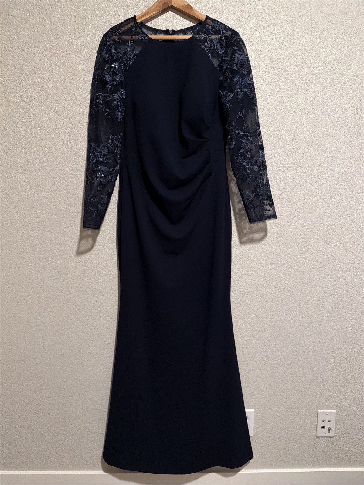 NEW ELIZA J Gown Scuba Crepe Navy Sequin Embroidered Lace Gathered Front Drape