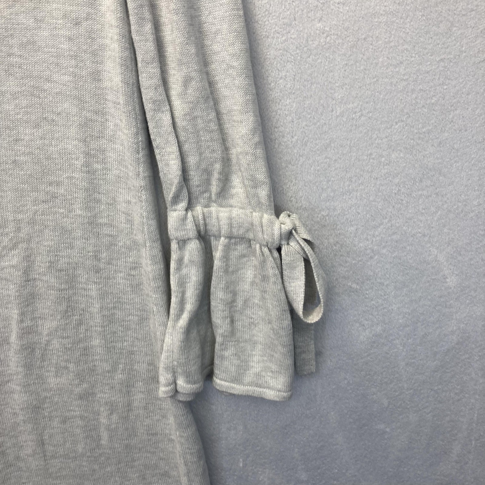 Banana Republic Flutter Sleeve Sweater Dress Womens Medium M Gray Tie Cuff Knit