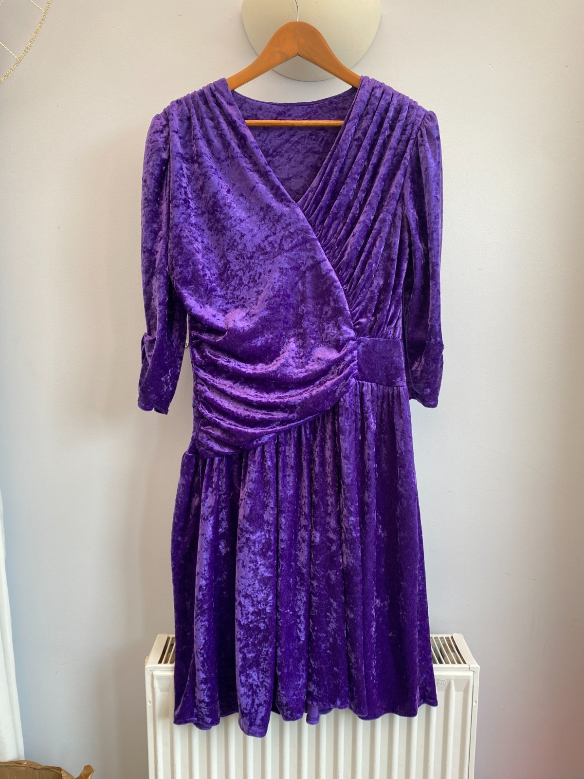 Vintage (80s/90s) Purple Crushed Velvet Stretchy Midi V-Neck Wrap Dress, Medium