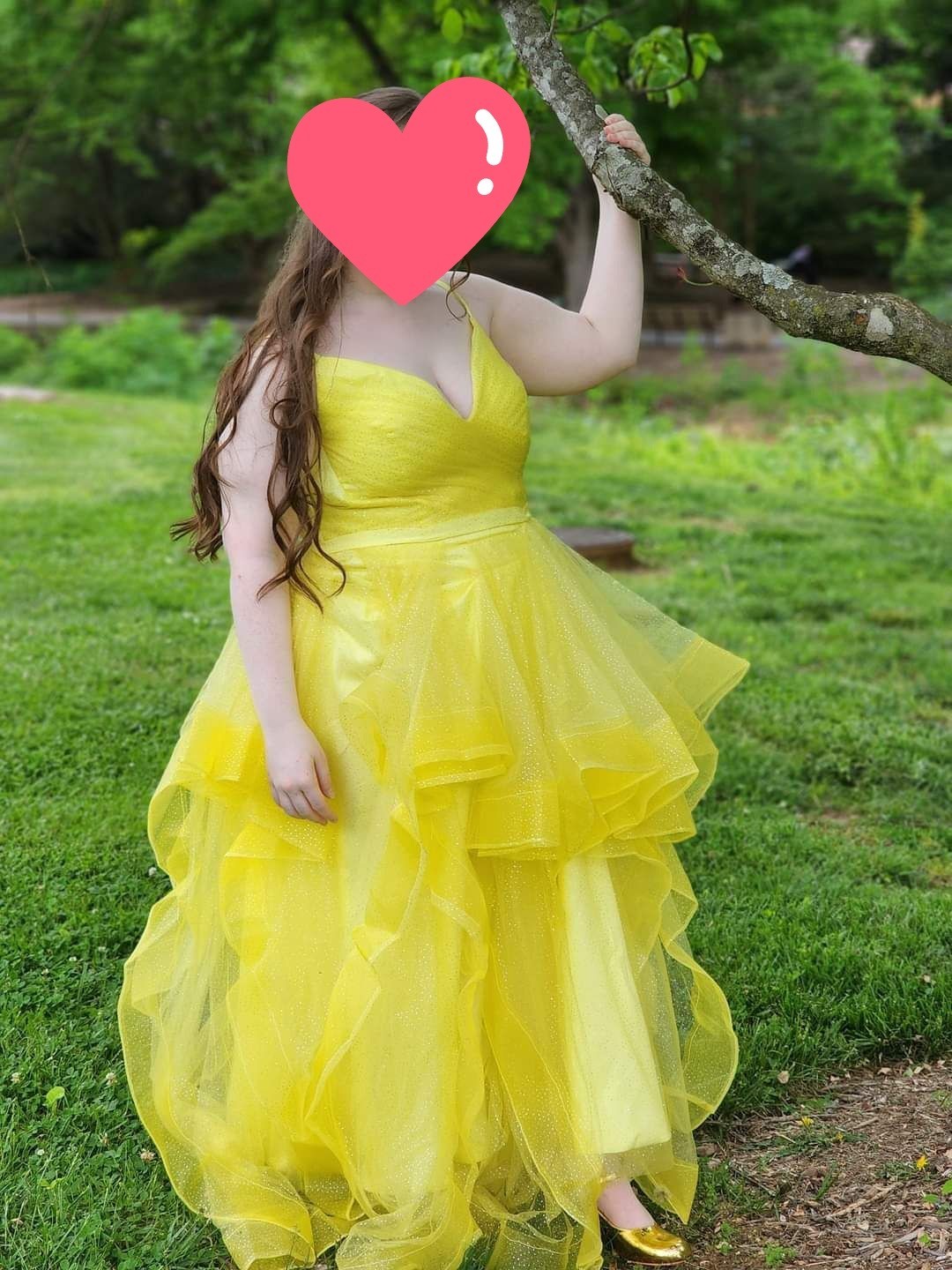 Yellow Tulle Ruffle Layered Ballgown Prom Dress Size 14 V-Neck Lace Up