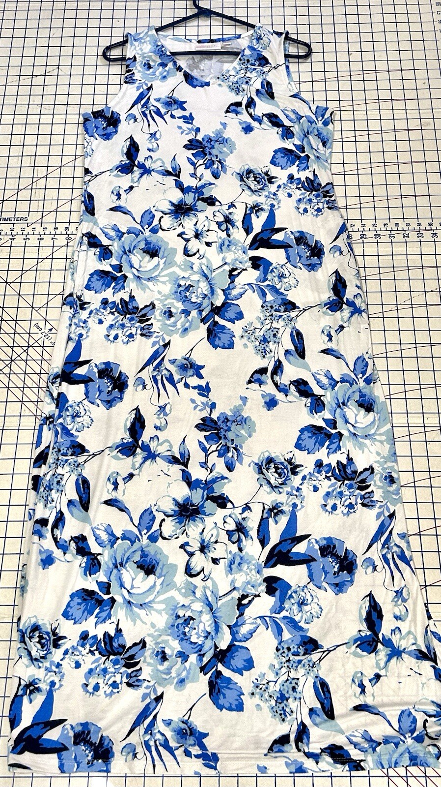 Belle By Kim Gravel Knit Maxi Tank Dress Pockets Blue Flowers Medium Tall