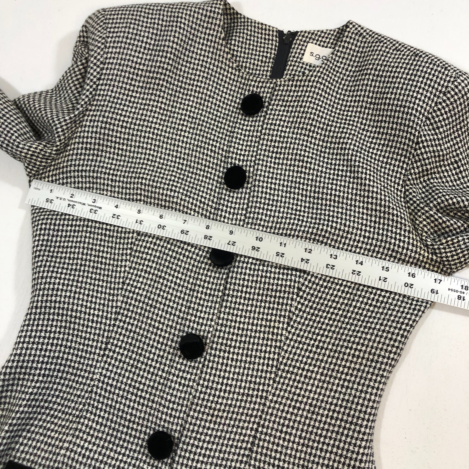 Vintage womens Fit & Flare Houndstooth Riding Dress Size 6 Pleated S.G. Gilbert