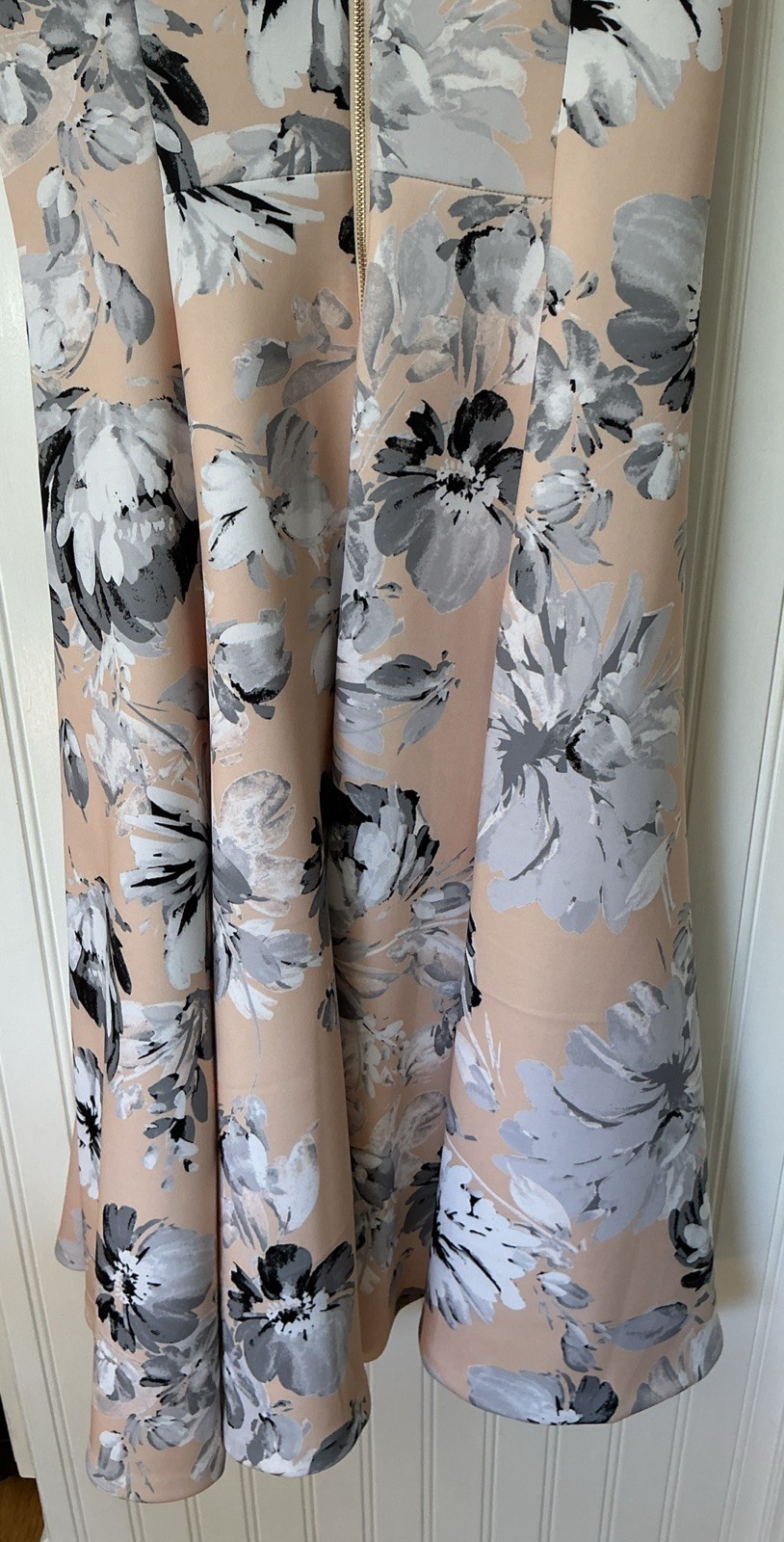 Calvin Klein Peach & Multicolor Floral Sleeveless Fit & Flare Dress 6 Gold Zip