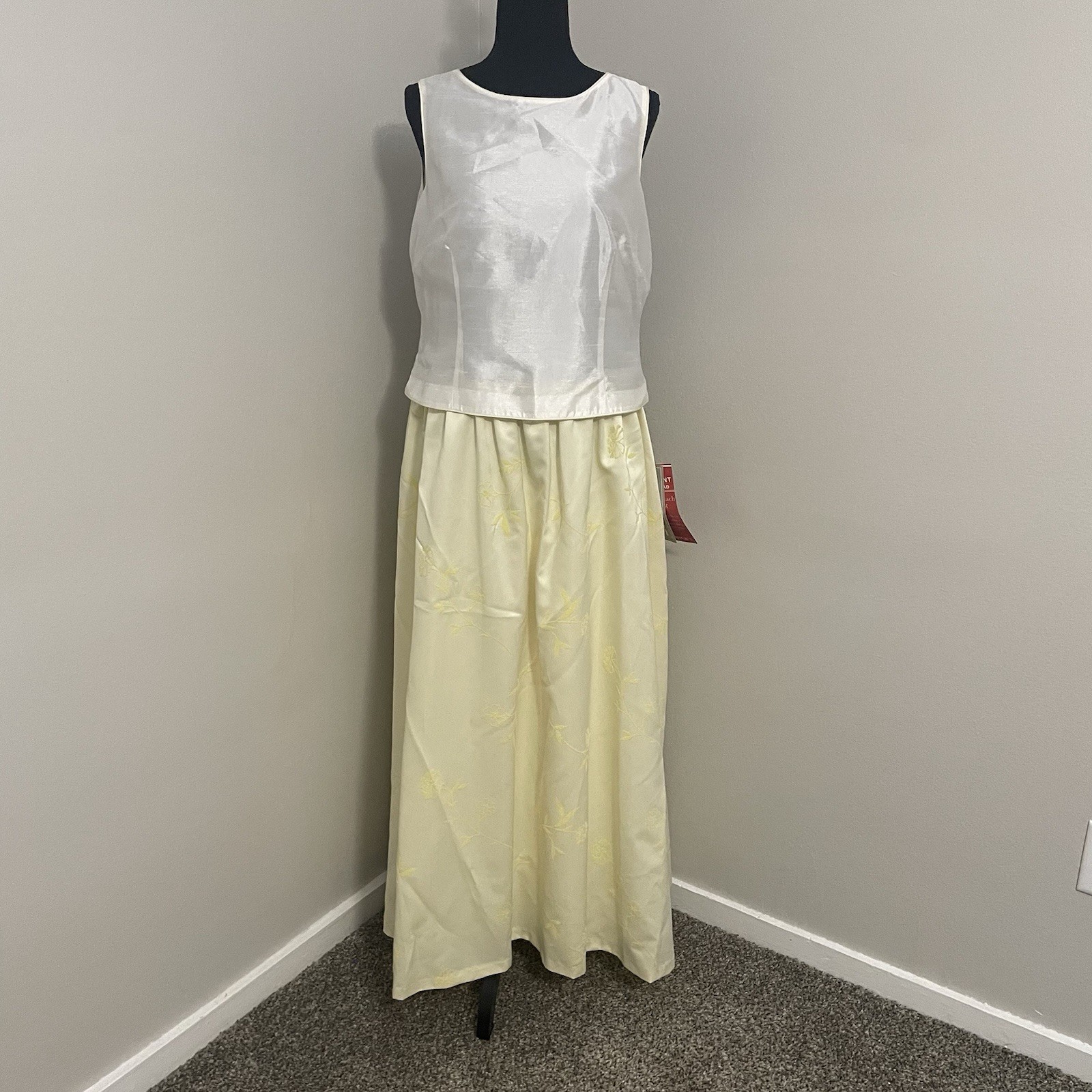 NWT VTG PAPELL BOUTIQUE Evening Sz 14 PETITE White/Yellow Formal Gown Floral