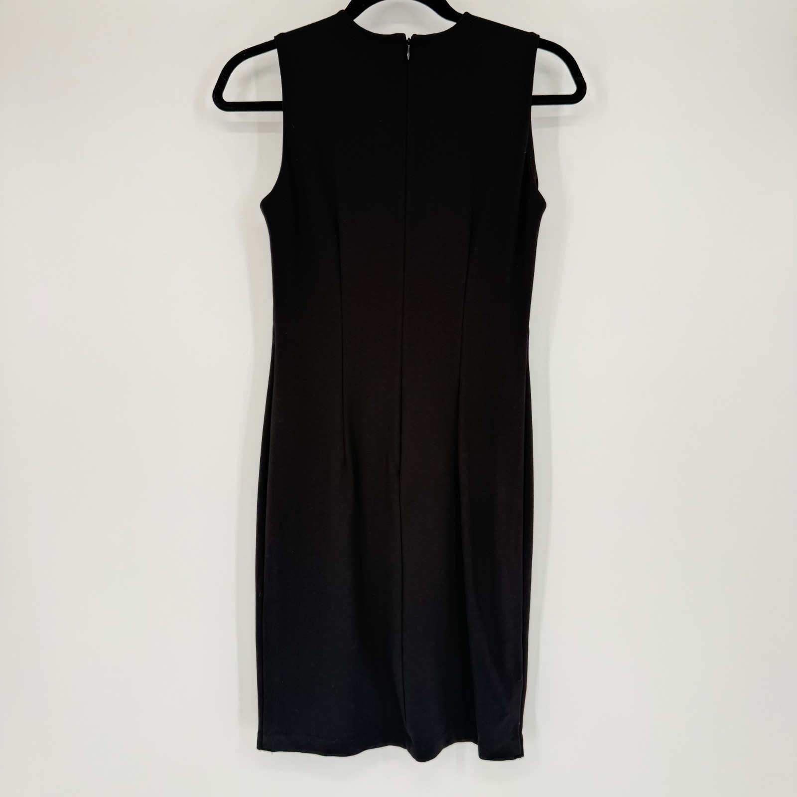 J.McLaughlin Black Sleeveless Sheath Dress XS Back Zip Knee Length LBD