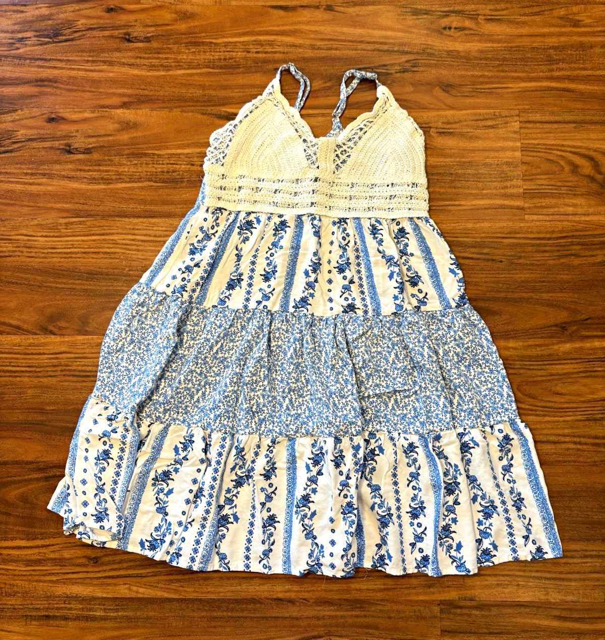 Eyeshadow Blue/White Floral Crochet V-Neck Strappy Sundress XS Knee Length