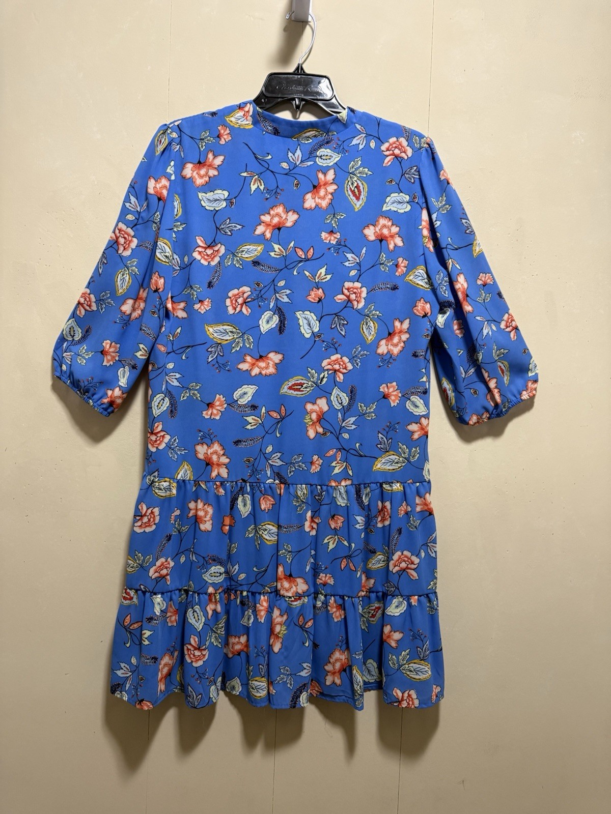 Emma & Michele Floral Tiered Knee length Dress Button Detail Women’s Sz M / Blue