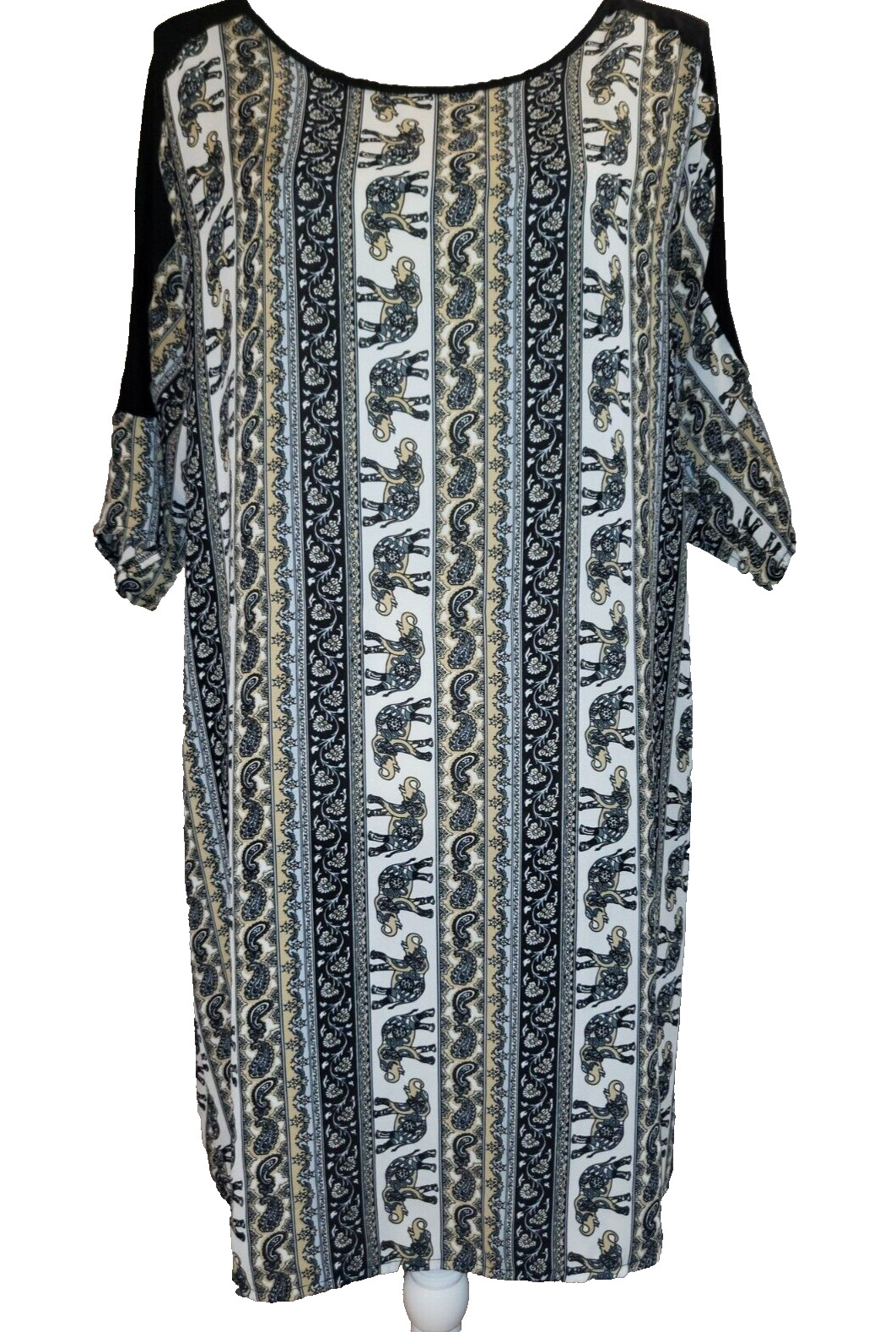Love Crazy Womens Size XL Shearling Knee Length Dress, Graphic Print Stripes