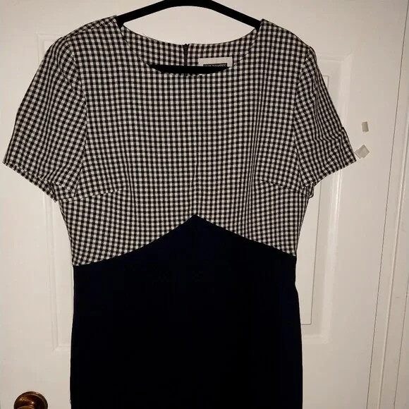 Dani Max women’s dress in size 14