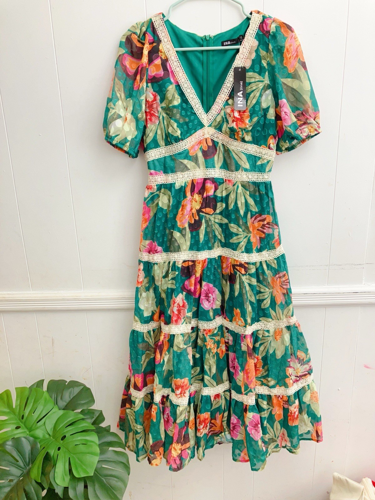 INA Cottagecore Boho Green Floral Maxi Dress Lace Trim Puff Sleeve