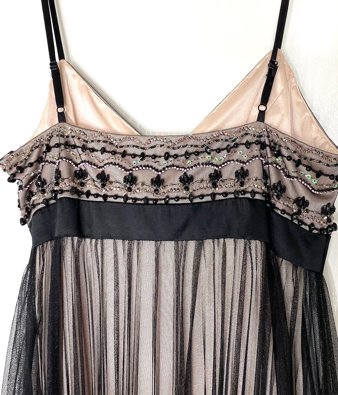 SUE WONG NOCTURNE Black Nude Beaded Sequin Embellished Pleated Mesh Dress 6 US