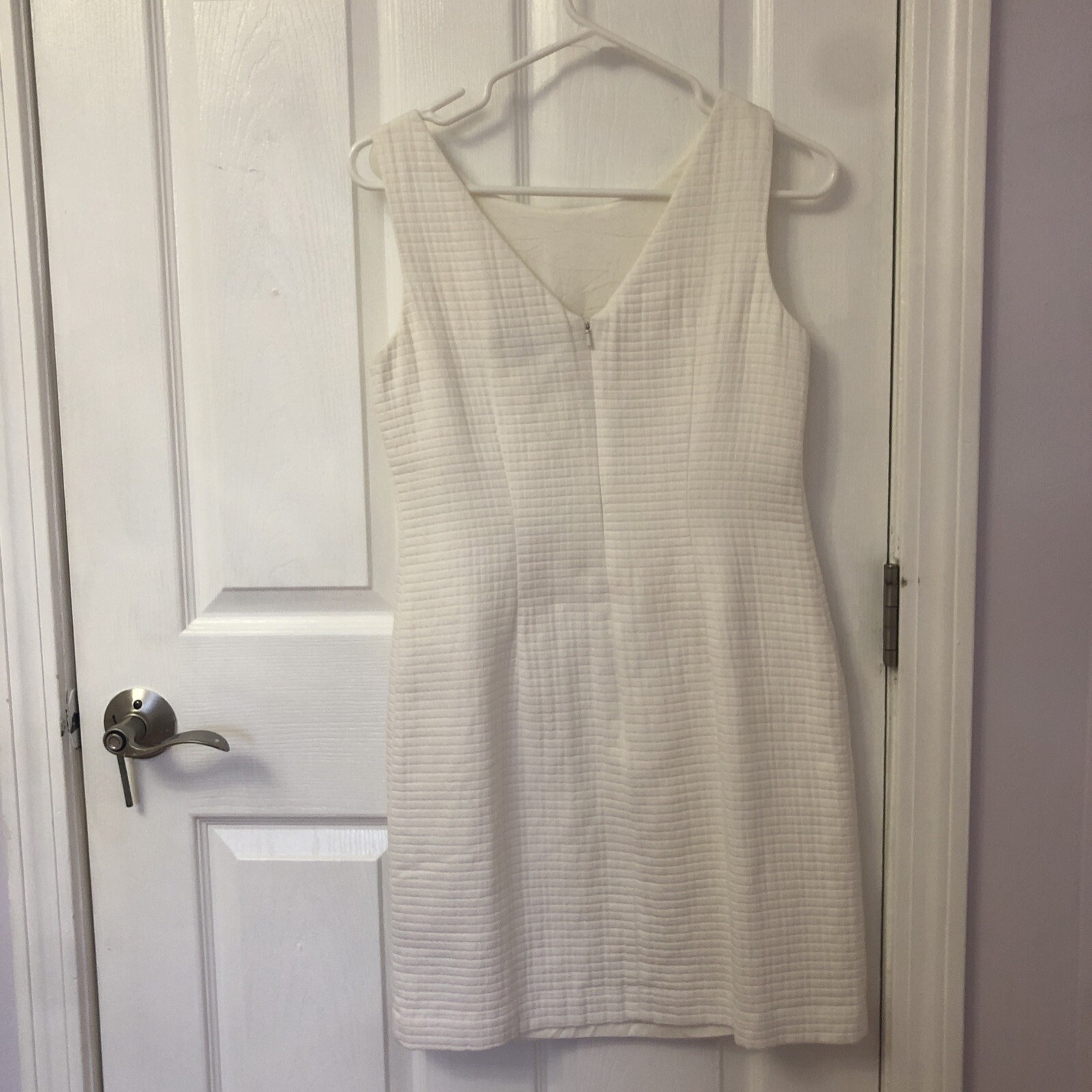 Banana Republic Mad Men White Sleeveless Cotton Sheath Size 2