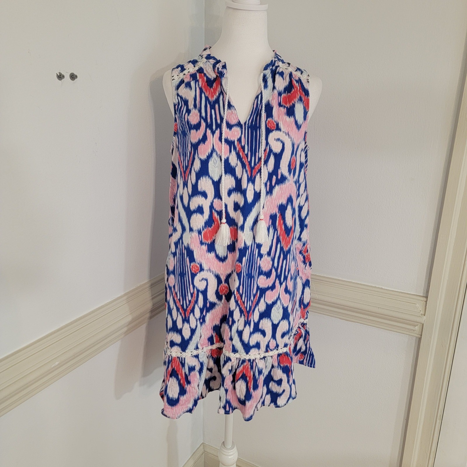 Crown & Ivy Ikat Tassel Shift Dress Linen Blend Sleeveless Ruffle Hem Women’s M