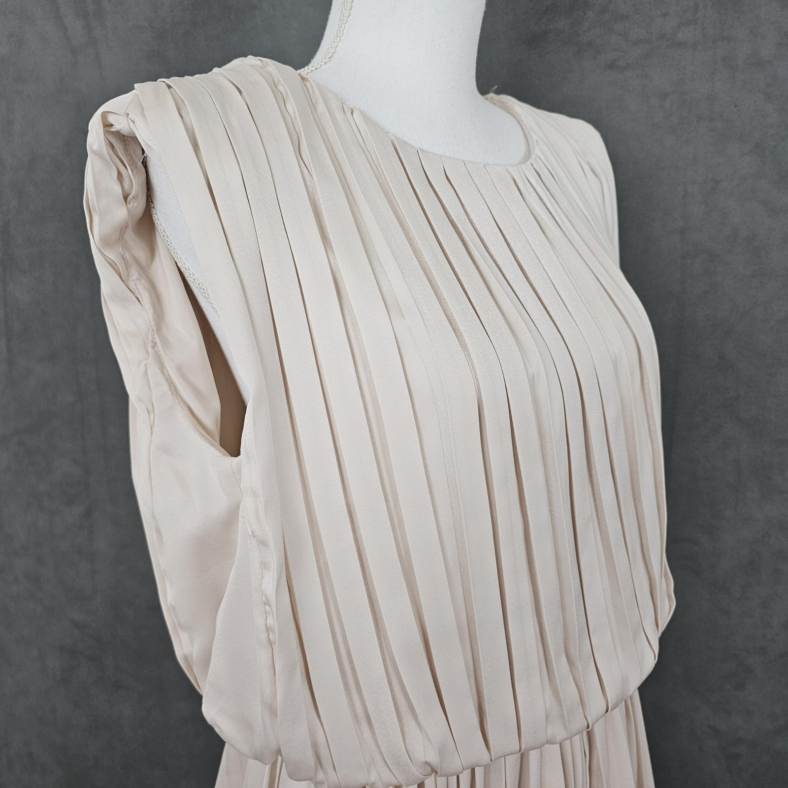 Hausen Dress Womens Medium Beige Pleated Sleeveless Blouson Mini Party Dressy