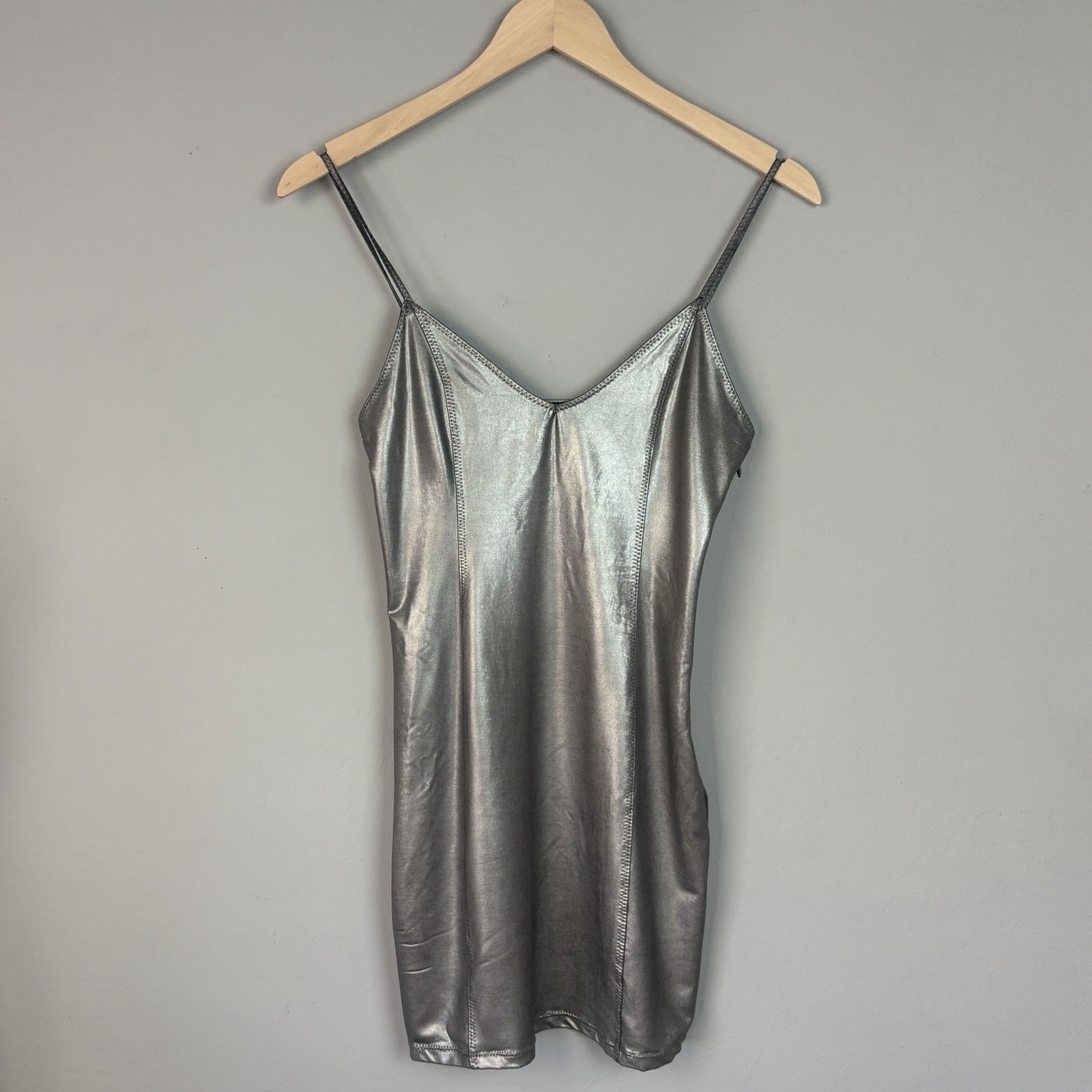 Forever 21 Dress Womens M Silver Pewter Metallic Stretch Party Dress New Years