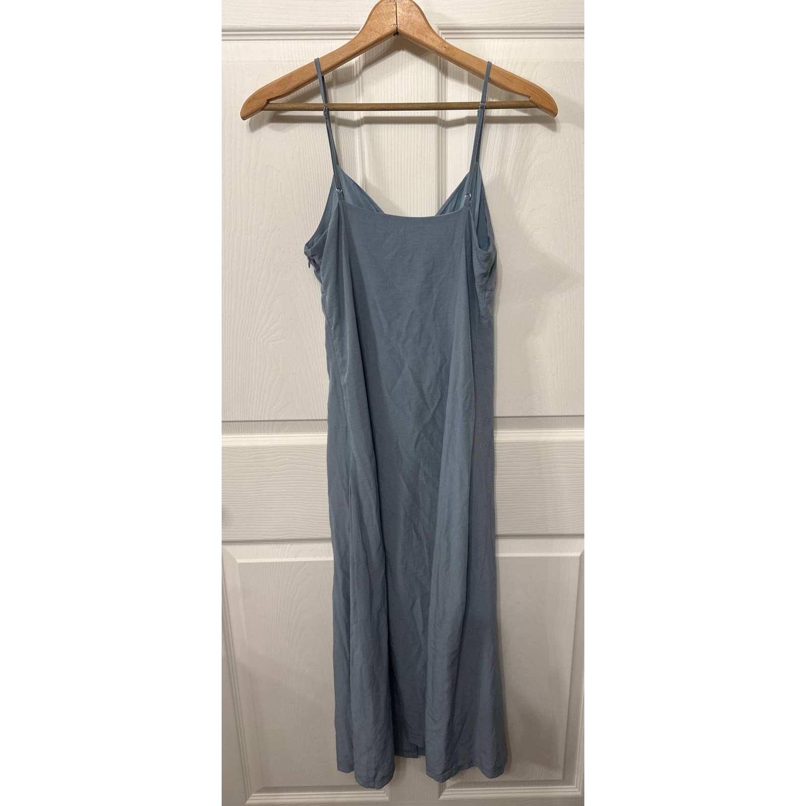 Grade & Gather Button Down Spaghetti Strap Midi Dress in Smoky Blue, S