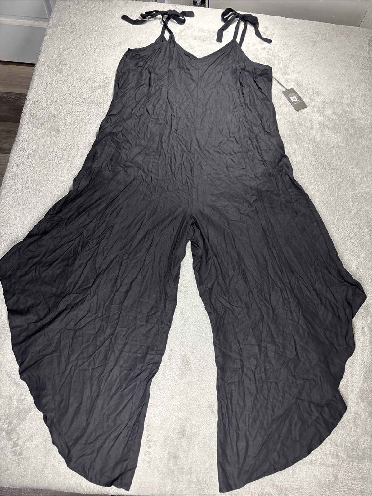 VINCE CAMUTO Women’s Tie Strap Black Wide Leg Pants Bodysuit Size Large New