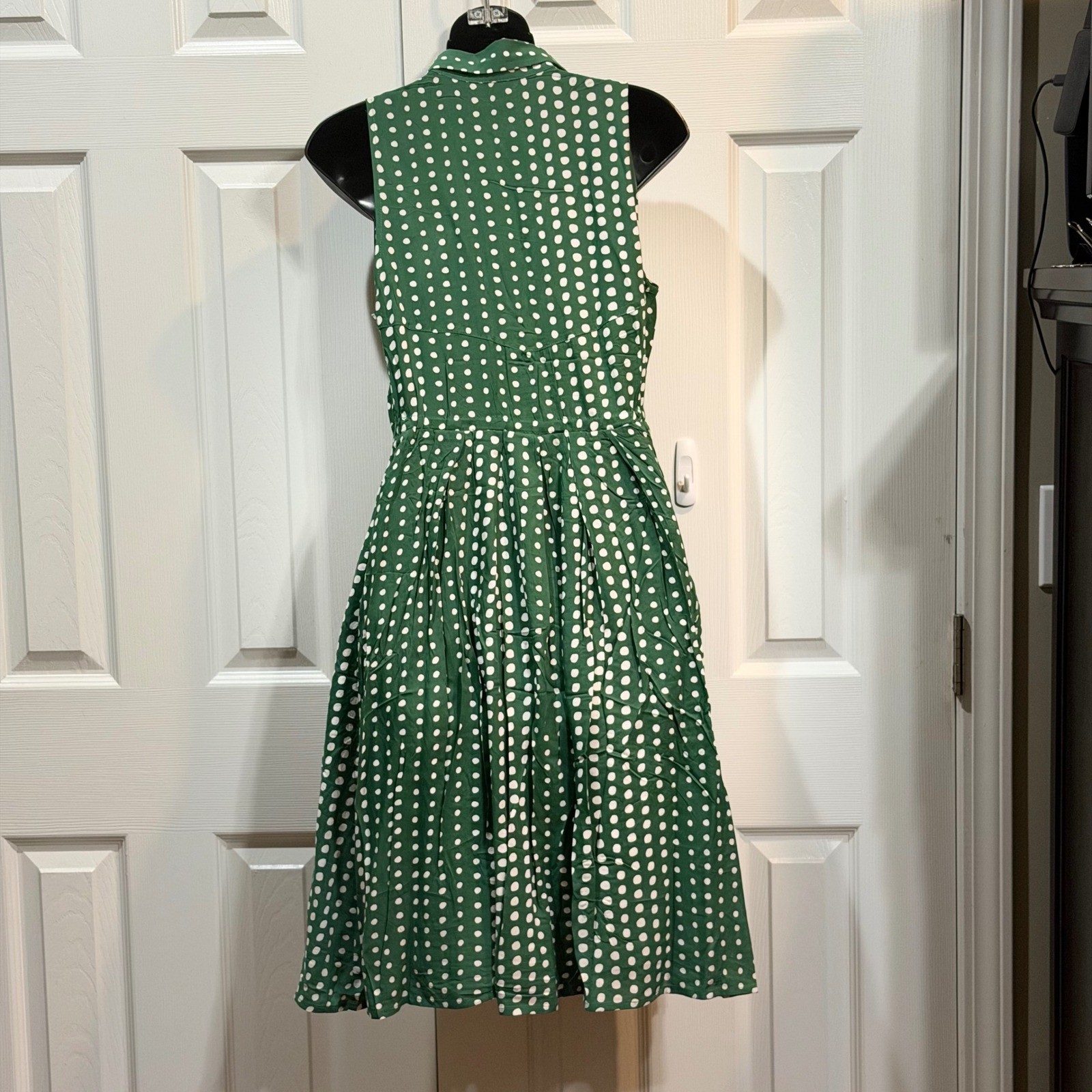 NWT 11 1 Tylho Polka Dot Green Sleeveless Shirt Dress Midi Fit Flare Size Small