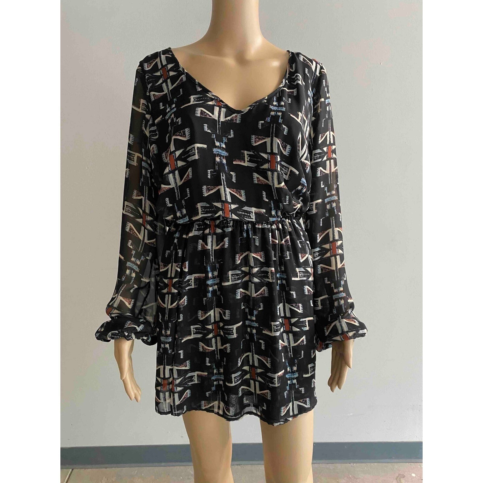 Show Me Your Mumu Rainey Mini Dress Black Geometric Tribal Print Long Sleeve M
