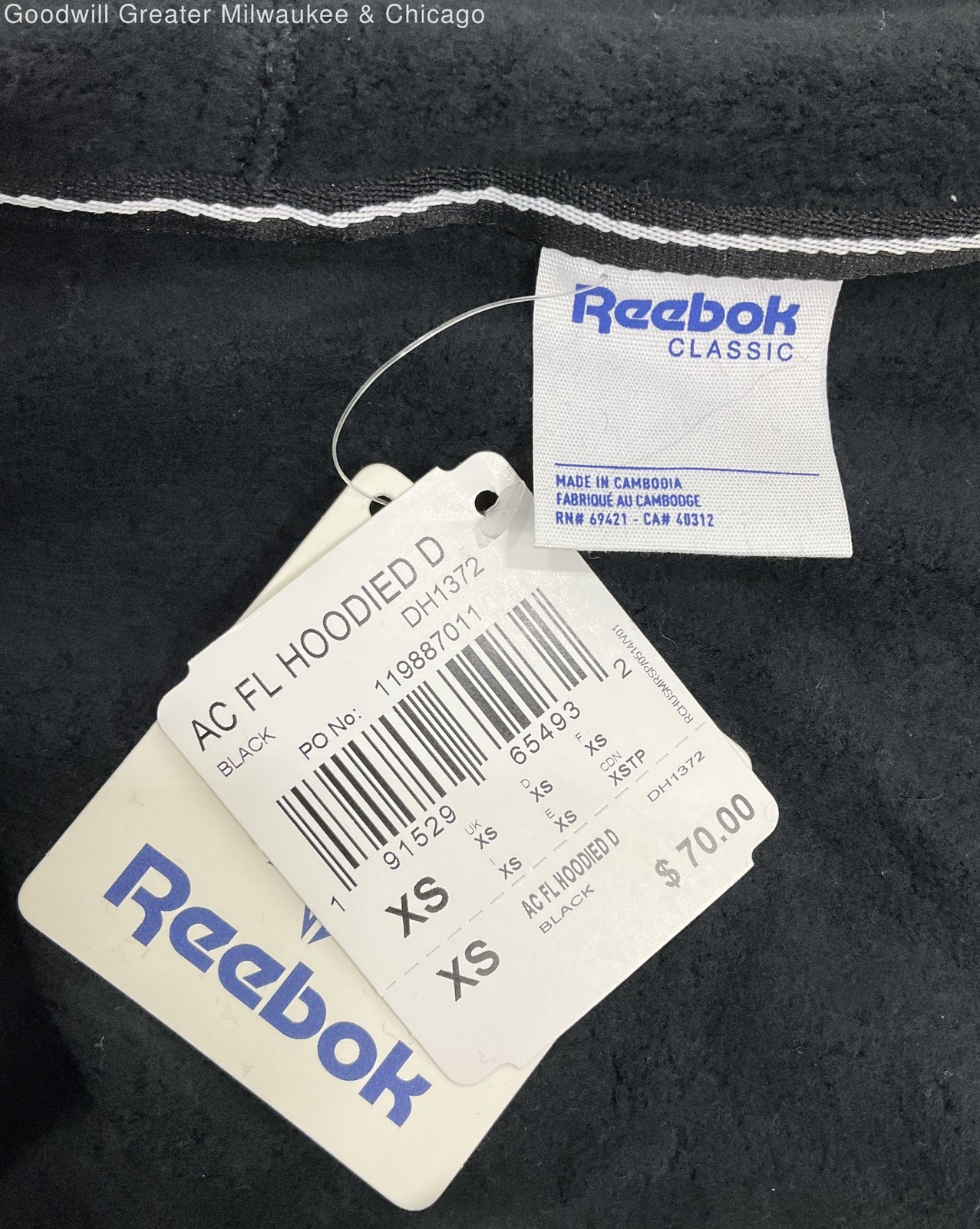 NWT Reebok Women’s Black Solid Pullover Long Sleeve Hoodie Size XS