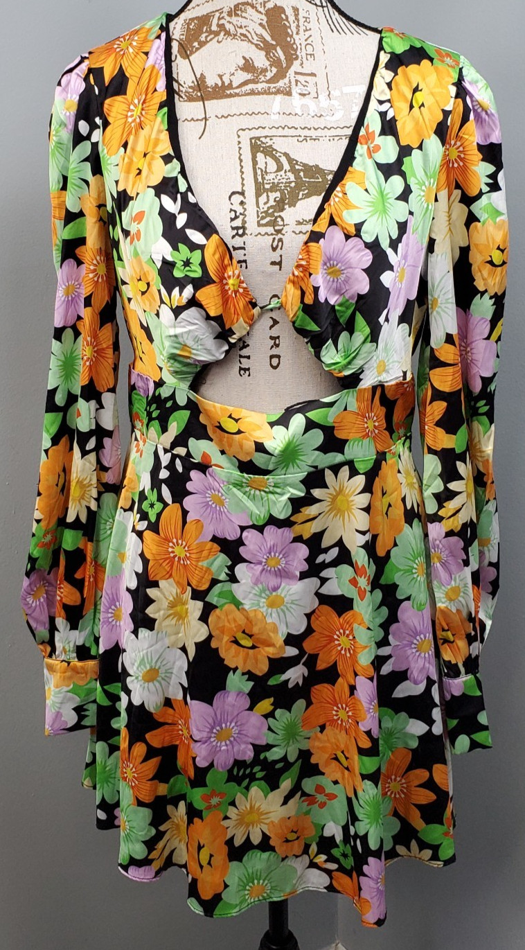 All About May Mini Dress Womens 8 Multi Floral Long Sleeve Cutout Front Back Zip