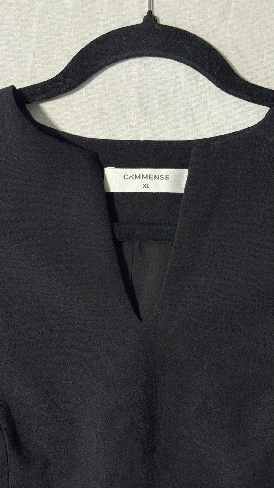 Commense Sleeveless Keyhole-Neck Pleated Black Mini Dress (No Belt inc) Size XL
