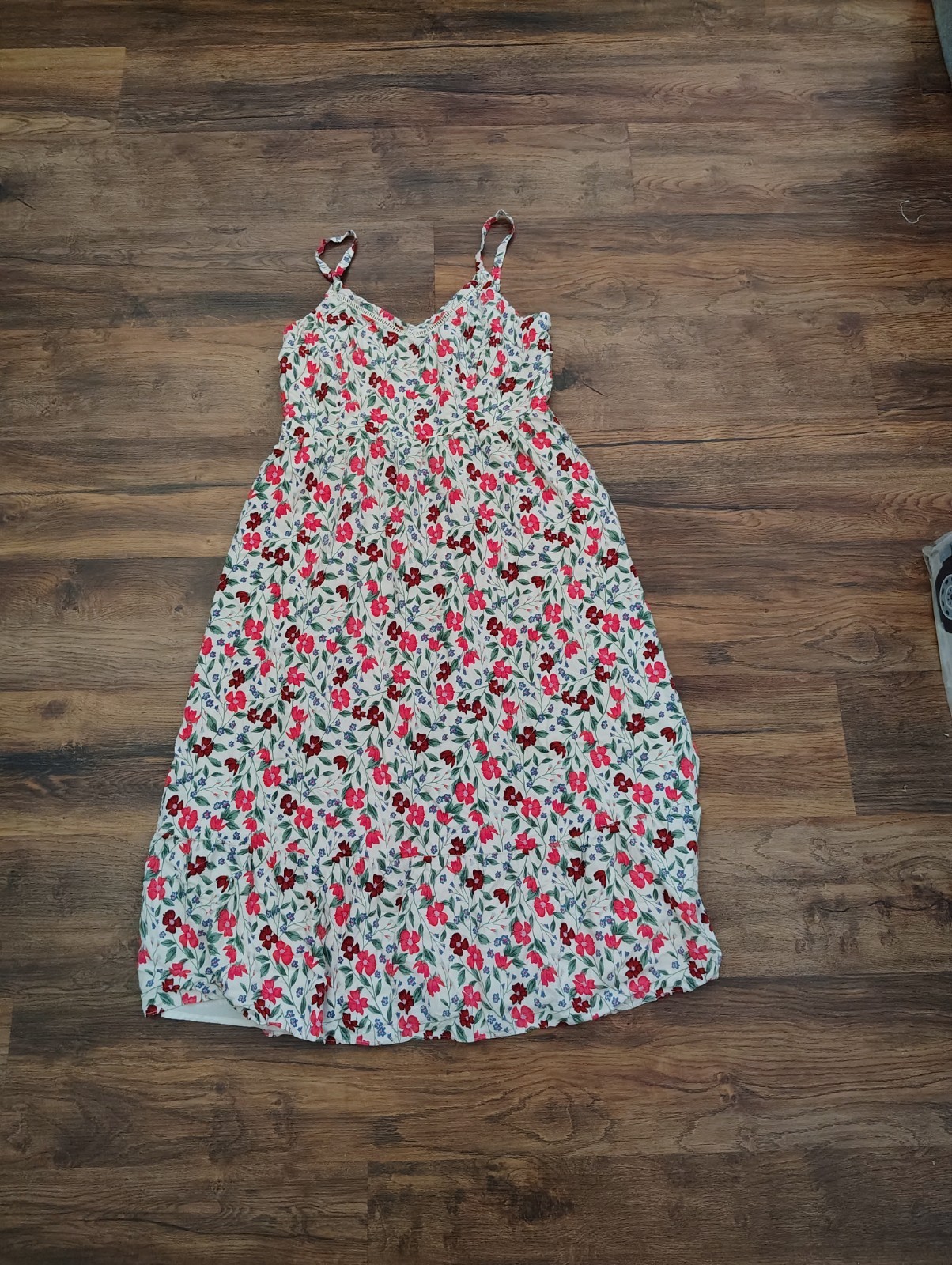 Old Navy white floral fit & flare midi dress vibrant red, pink Woman’s Large