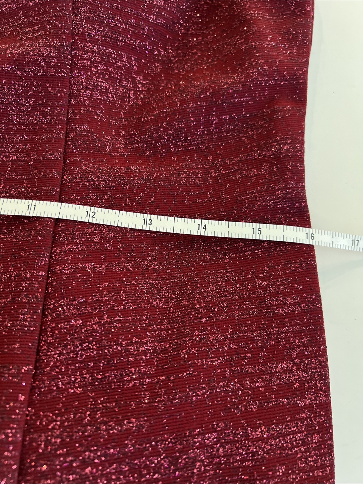 XSCAPE Elegant Burgundy Evening Gown Perfect for Any Formal Occasion Size 14