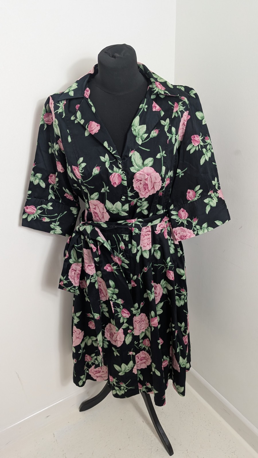 Laura Ashley – Cotton Rose Print Shirt Dress. Size Med – E15