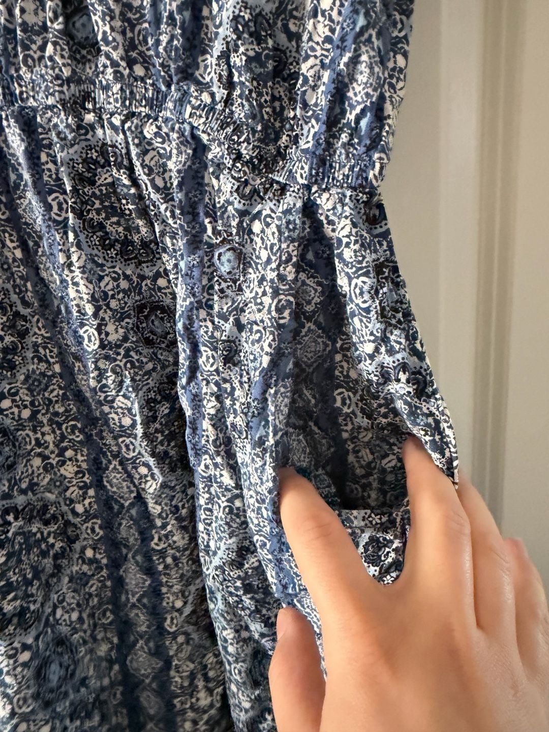 Blue Paisley Print Rayon Sleeveless Dress with Pockets
