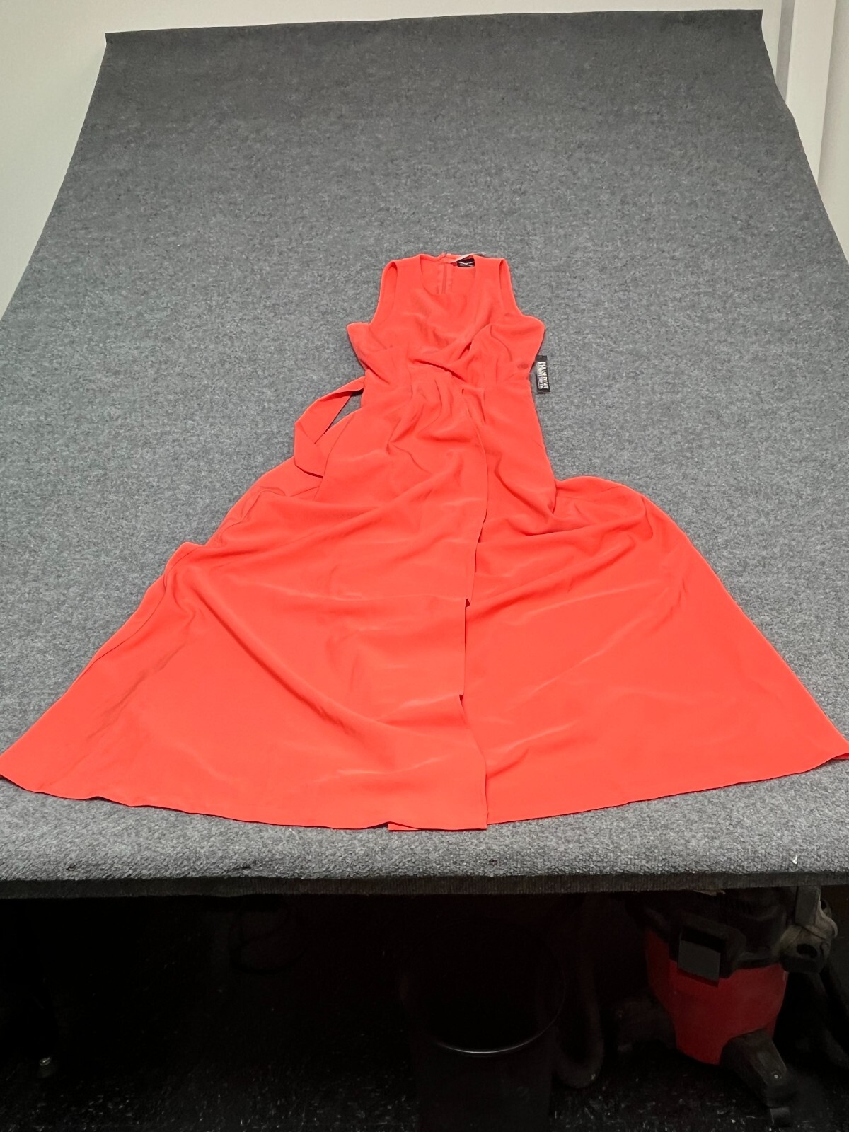 NEW YORK & COMPANY, DRESS COLOR ORANGE, SIZE MEDIUN, CONDITION NEW