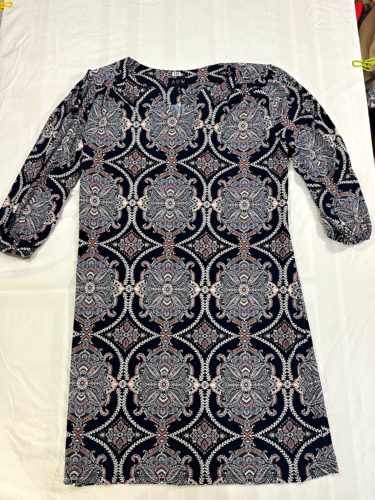 AUW Geometric Blue/White/Red V-Neck 3/4 Sleeve Shift Dress Knee 12